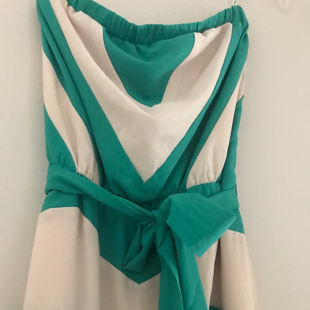 Maxi - Picture 2 of 5